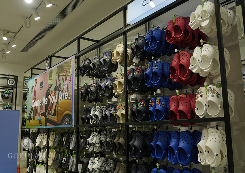 Crocs galleria mall store